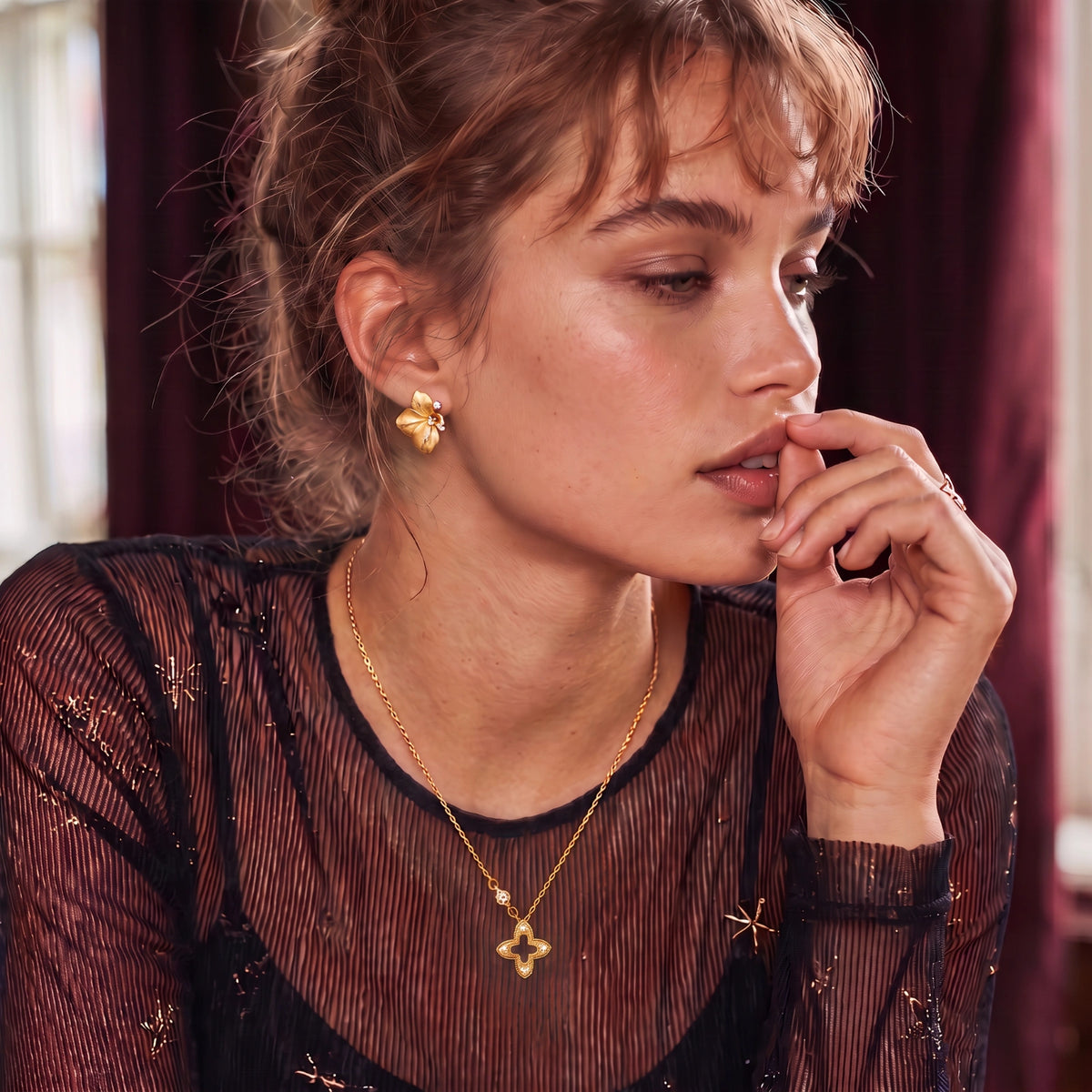 Blooming Star Necklace